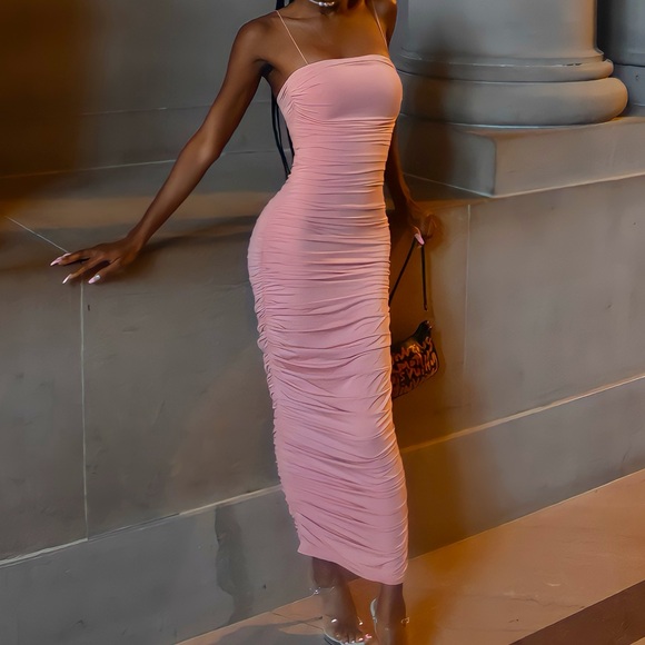 Oh Polly Dresses & Skirts - OH POLLY Ruched Pink Maxi dress